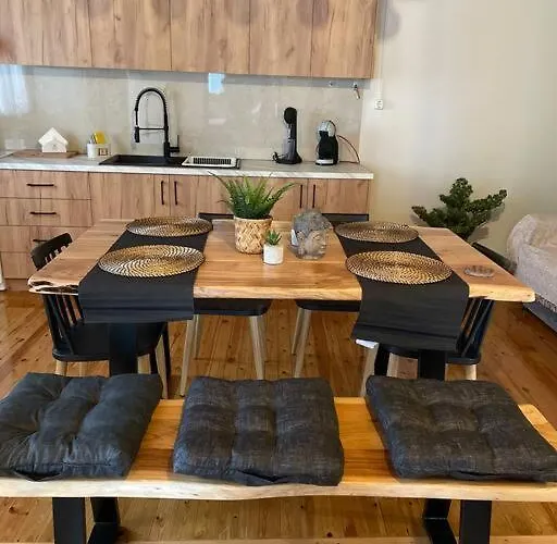 Apartament Politis' Wooden House *