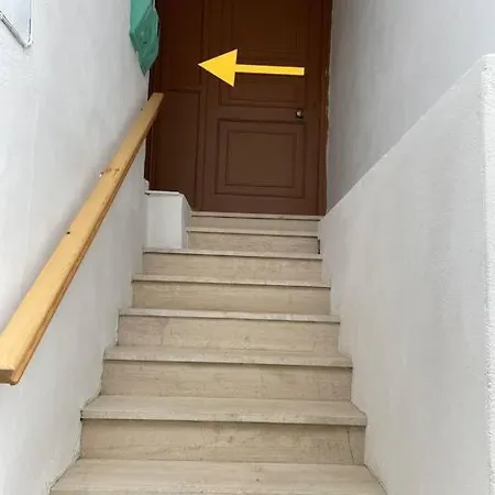 Apartment Politis' Wooden House