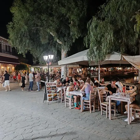 Politis' Wooden House Daire *